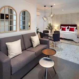 wanderlust-malaga-apartamentos-1.es-andalucia.com/