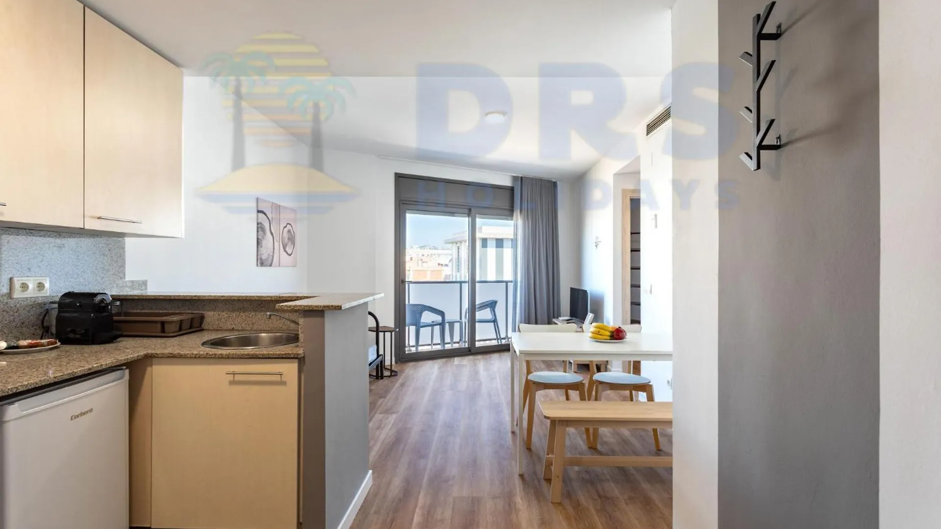 Mar De Vent -Apartments Lloret de Mar 0*,  Spain
